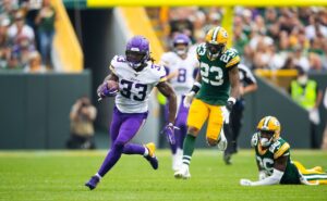 Photo: Dalvin Cook vs Green Bay Packers